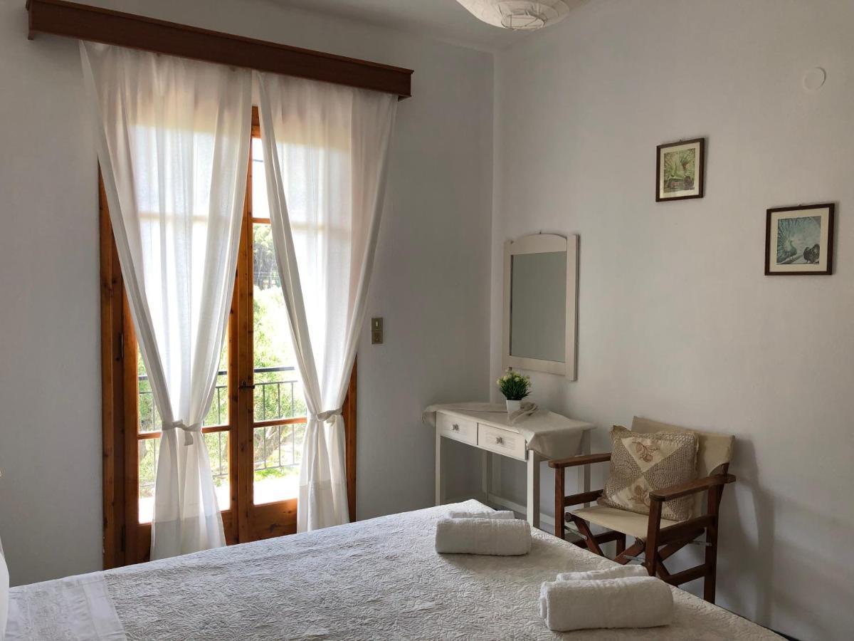 Apelati Hotel Kerí Kültér fotó